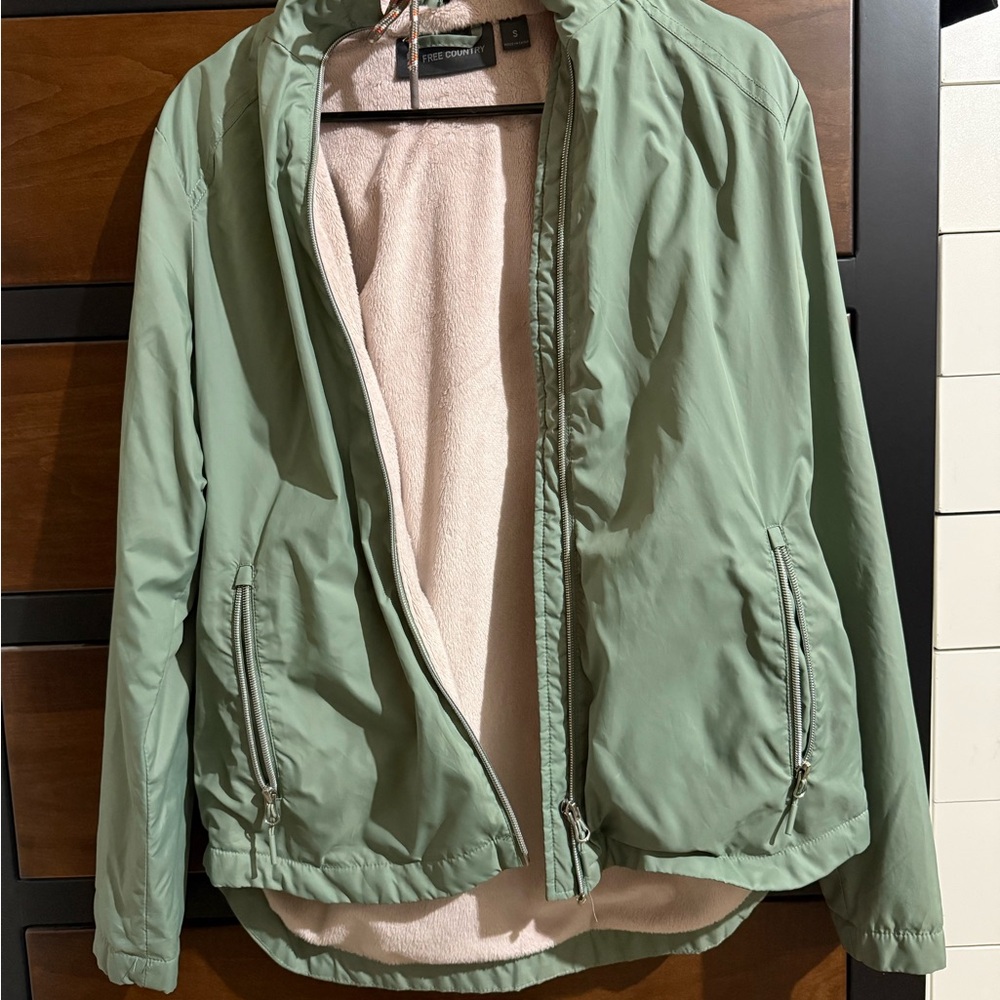 Free Country Sage Green Jacket with Beige Fleece